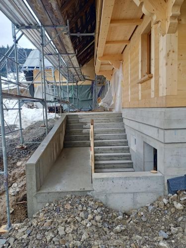 Erneuerungsbau 4